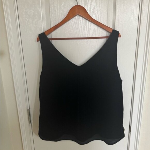 Black Velour Camisole in Women’s Size XL ❤️ - Picture 8 of 11